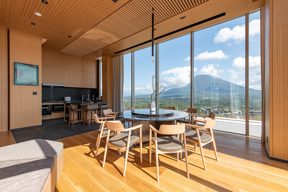 Skye Niseko Yotei West Penthouse Interior Living Room Low Res 2